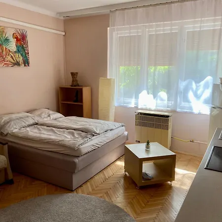 Revay Σέγκεντ